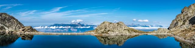 Lac Du Crozet Chaine De Belledonne Isere