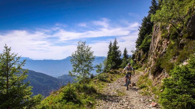 VTT dans le massif de Belledonne aux 7 Laux