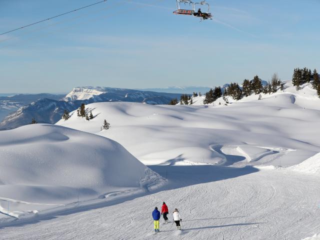 La station de ski du Collet en Isère est pas chère et propose des tarifs étudiants